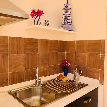 Apartment L'angolo Di Felicia Nerano